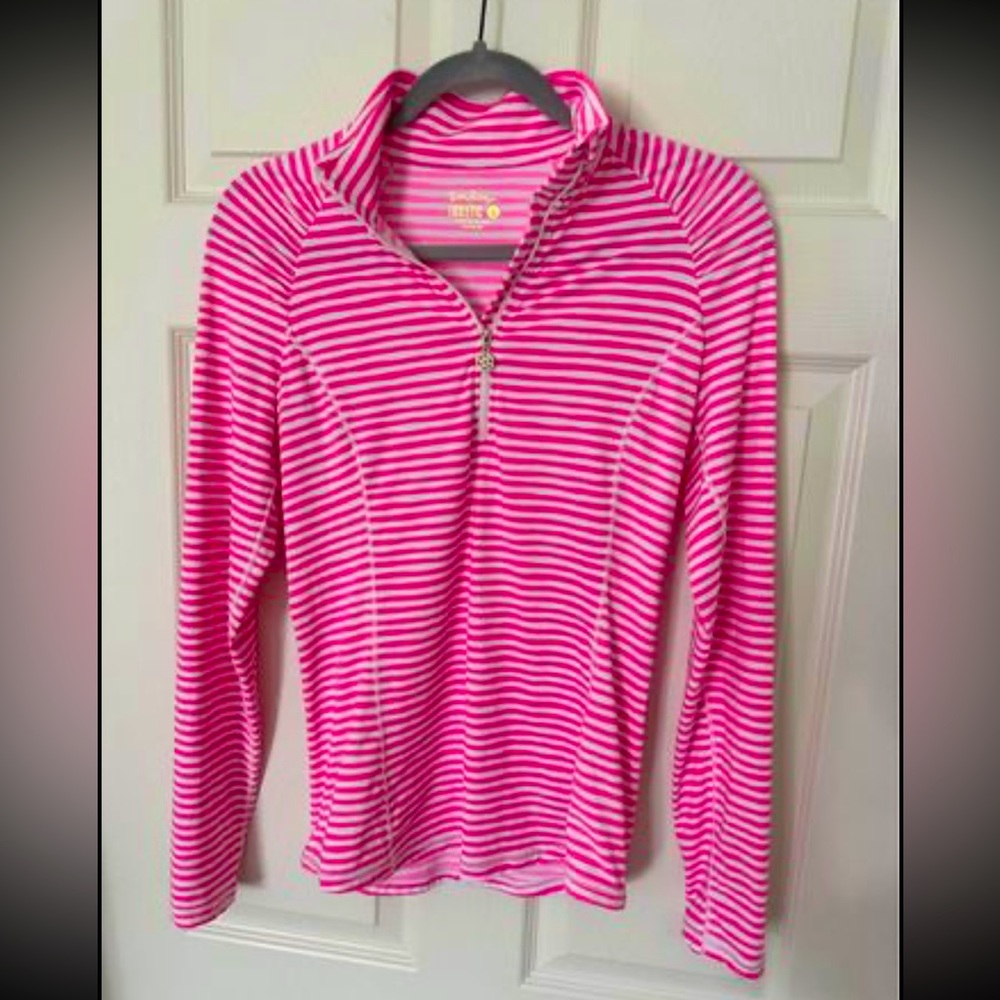 Lilly Pulitzer Luxletic Justine Pullover 
size SMALL